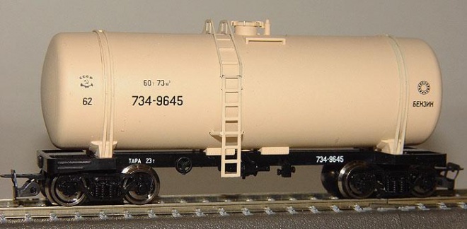 Tank car for Gasoline<br /><a href='images/pictures/Peresvet/3711.jpg' target='_blank'>Full size image</a>